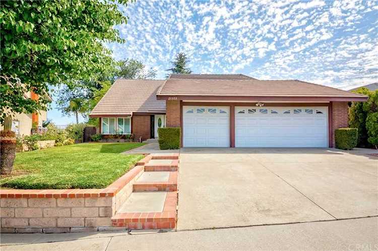21555 Chirping Sparrow Rd Diamond Bar, CA 91765