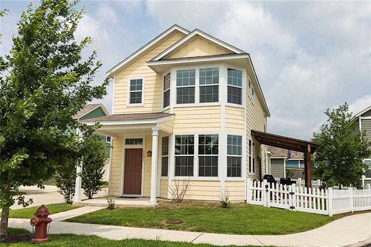 1601 Arbor Knot DR Kyle, TX 78640