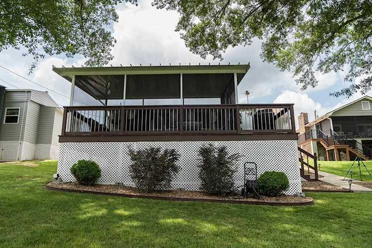696 Brown Arrow Circle Inman, SC 29349