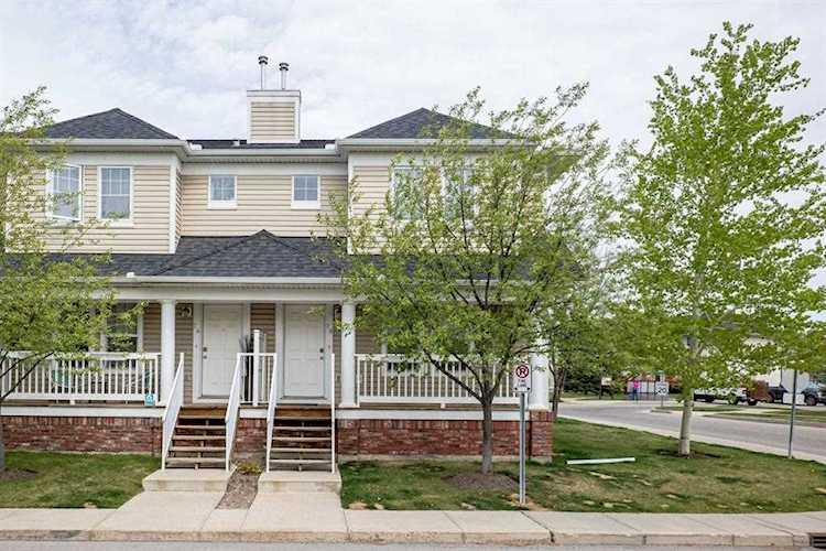 70 Country Village Gate NE Calgary, AB T3K 0L5
