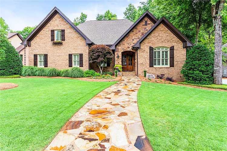 1579 Alex Ave Auburn, AL 36380