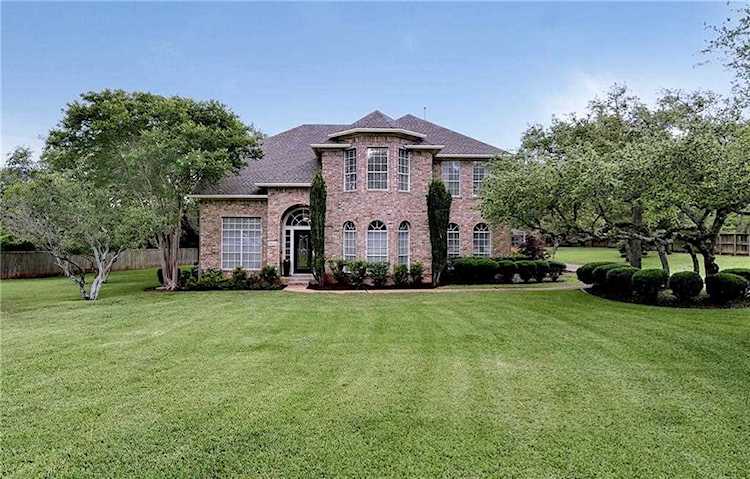 10224 Spicewood Mesa Austin, TX 78759