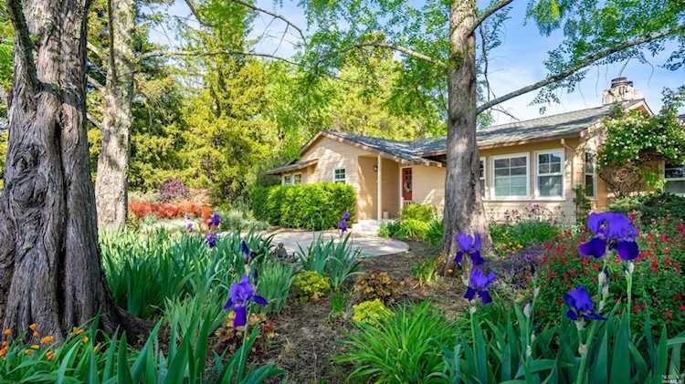 8719 Egg Farm (Sonoma Hwy.) Road Kenwood, CA 95452