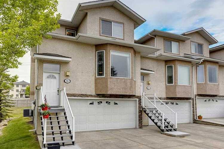 90 Country Hills Gardens NW Calgary, AB T3K 5G2