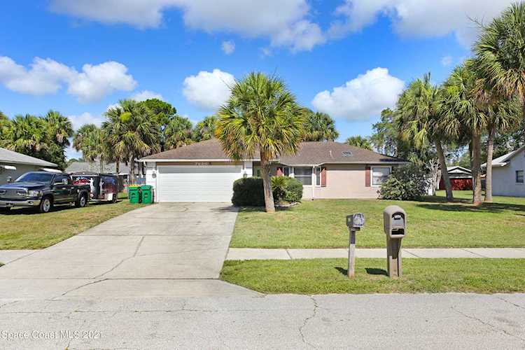7220 Ackerman Avenue Cocoa, FL 32927