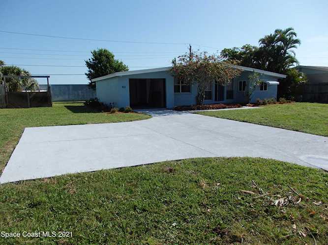 153 NE 3rd Street Satellite Beach, FL 32937