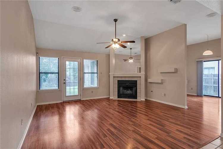 604 River CRST Leander, TX 78641