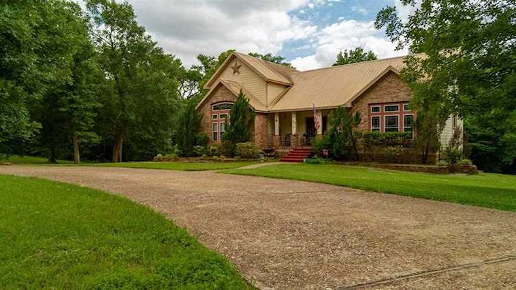 11723 Timbercrest Dr Tomball, TX 77375