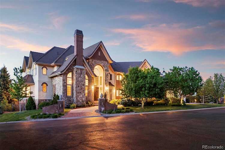 5787 Amber Ridge Dr Castle Pines, CO 80108