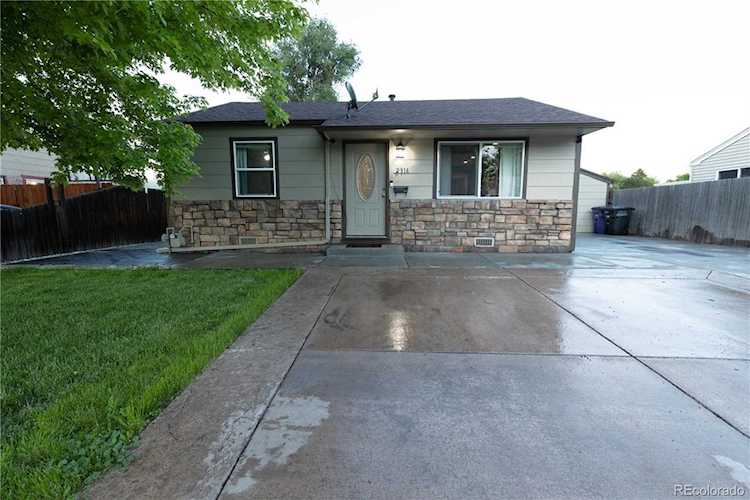 2316 S Linley Ct Denver, CO 80219
