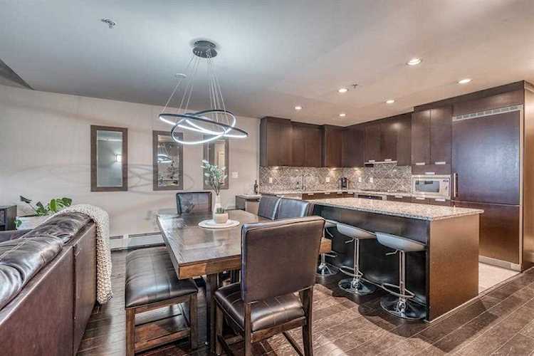 99 Spruce Place SW #132 Calgary, AB T3C 3X7