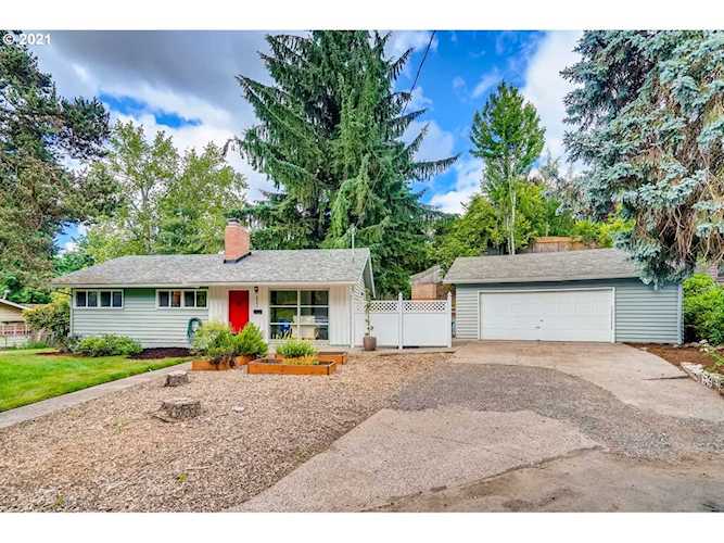 2941 NE 88th Pl Portland, OR 97220