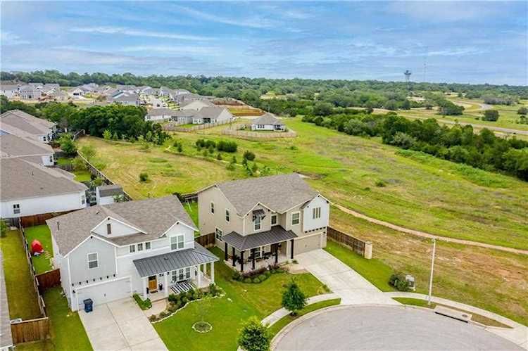 609 Beebrush CT Liberty Hill, TX 78642