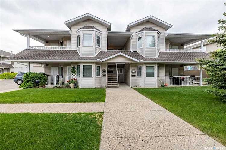 3263 E Woodhams Dr Regina, SK S4V 3A2