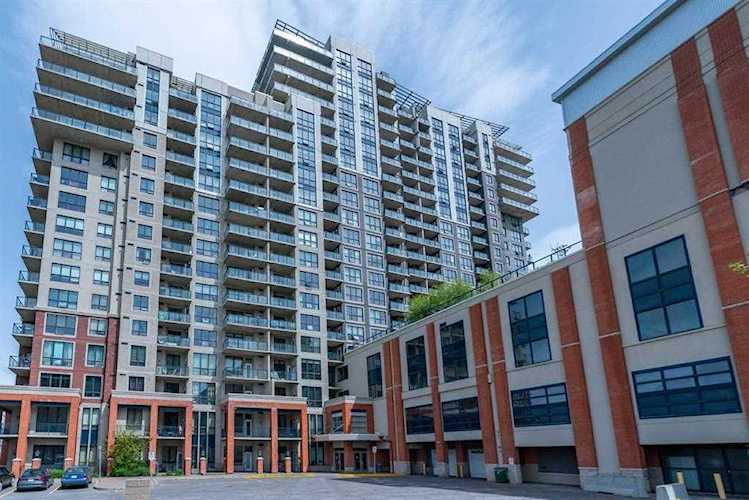 8710 Horton Rd SW #1203 Calgary, AB T2P 0V7