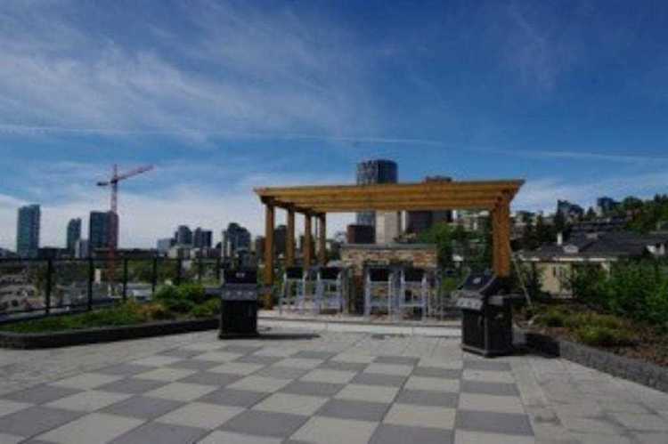 515 4 Ave NE #303 Calgary, AB T2E 0J9