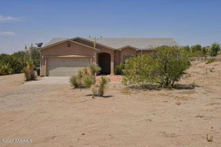 5707 Cedarwood Ct Las Cruces, NM 88005