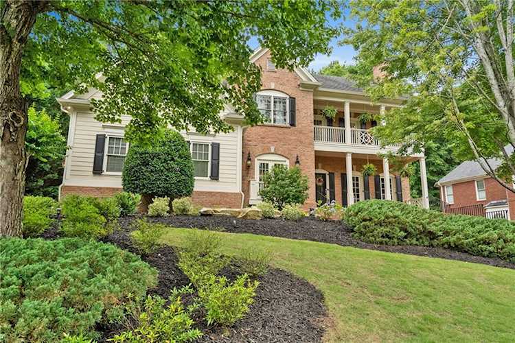14352 Club Circle Alpharetta, GA 30004