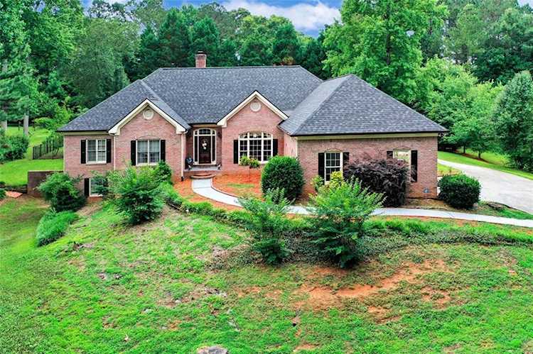 3584 Graycliff Rd Snellville, GA 30039