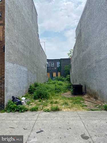 3023 N 22nd St Philadelphia, PA 19132