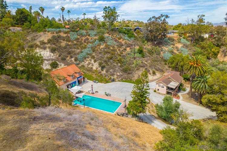 4101 Sweetwater Rd Bonita, CA 91902