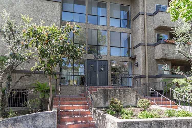 320 E Stocker St #110 Glendale, CA 91207