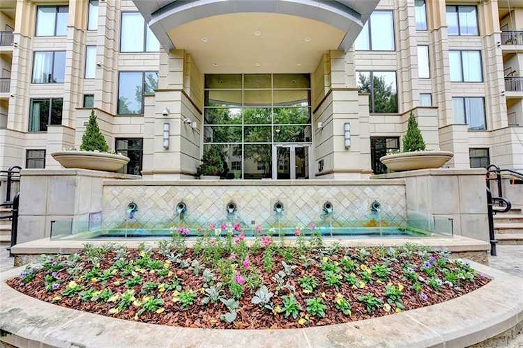 3445 Stratford Rd NE #1101 Atlanta, GA 30326 | MLS 6898112 Photo 1