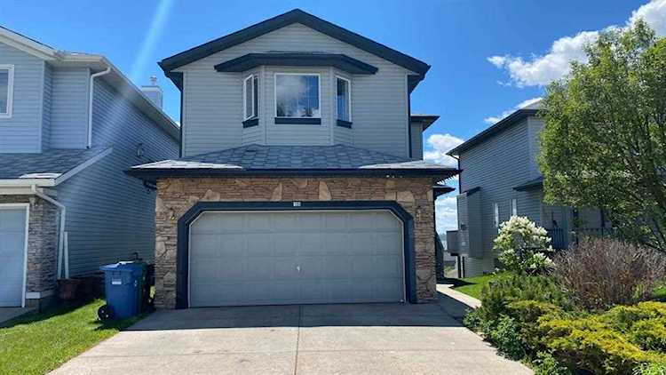 15 Arbour Stone Way Calgary, AB T3G 5E8