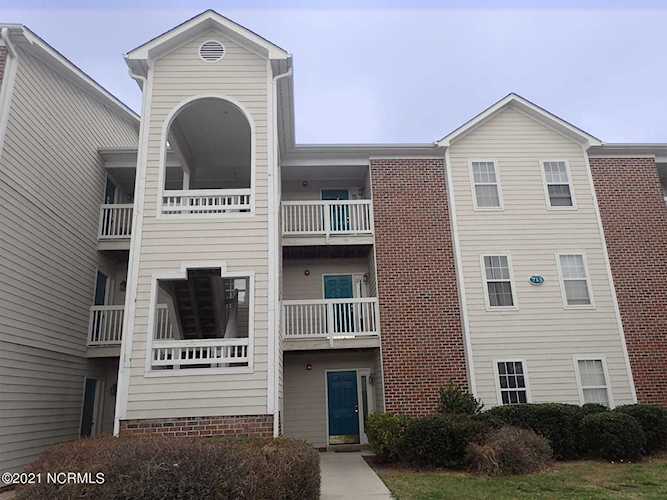 901 Litchfield Way Wilmington, NC 28405
