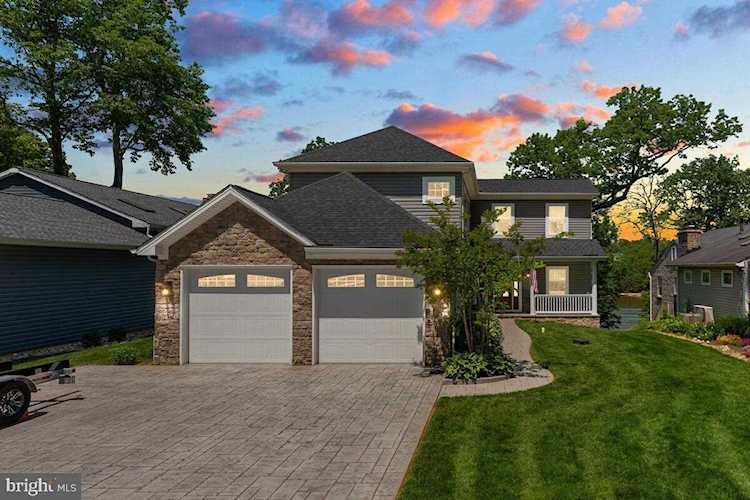 1162 Oak View Dr Crownsville, MD 21032