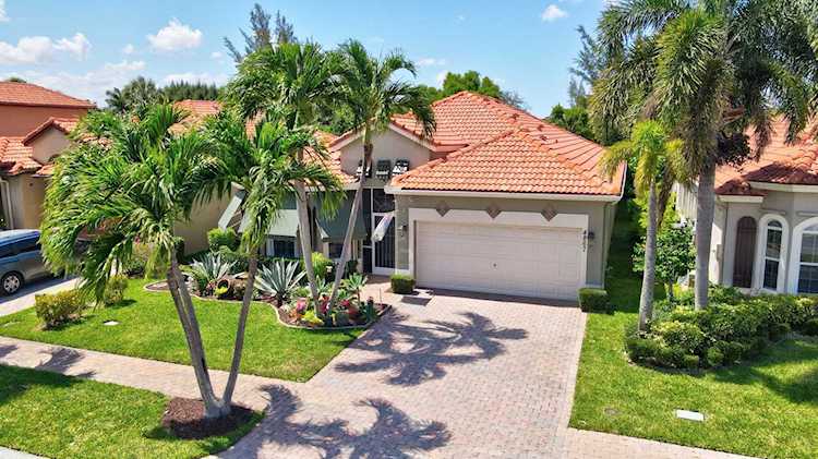 4867 Gateway Gardens Drive Boynton Beach, FL 33436