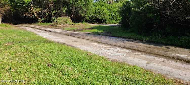 1640 Sue Drive Cocoa, FL 32922