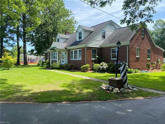 home for sale in Forest Hills Chesapeake VA 23321 - MLS 10383665 Photo 1