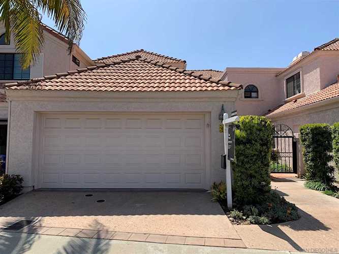 41 Aruba Bend Coronado, CA 92118