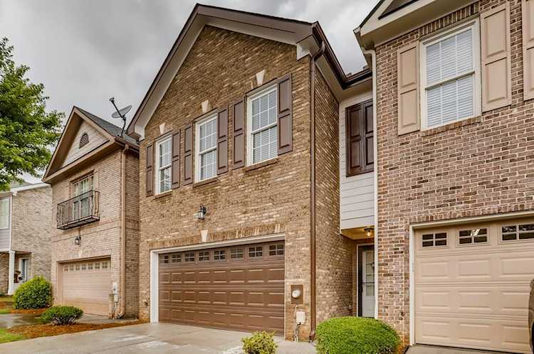 1717 Oakbrook Lake Dr Norcross, GA 30093