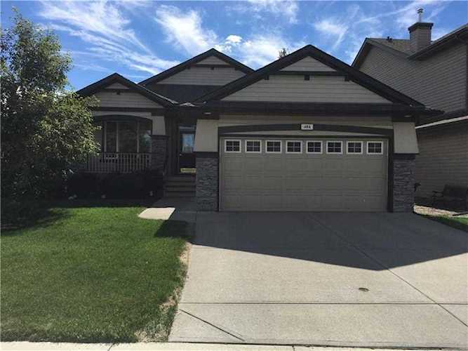 404 Royal Oak Circle NW Calgary, AB T3G 5L6