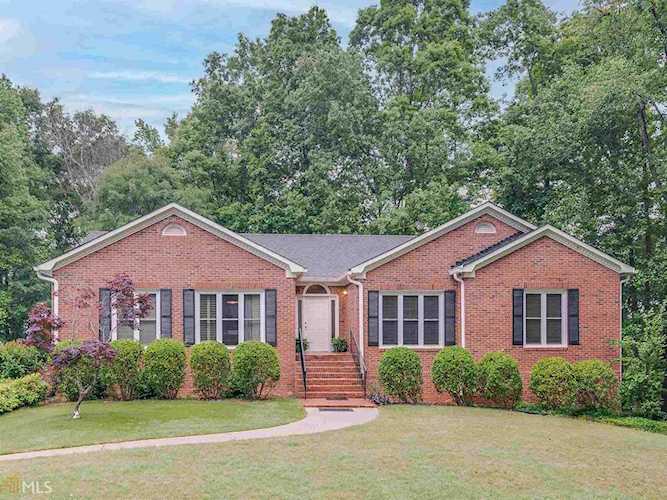 163 Shoreline Way Hampton, GA 30228