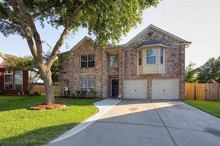 12038 Bunny Ln Pinehurst, TX 77362