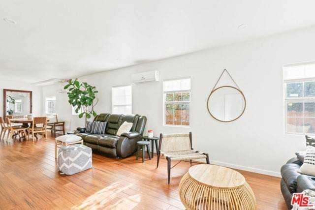 5134 Almaden Dr Los Angeles, CA 90042