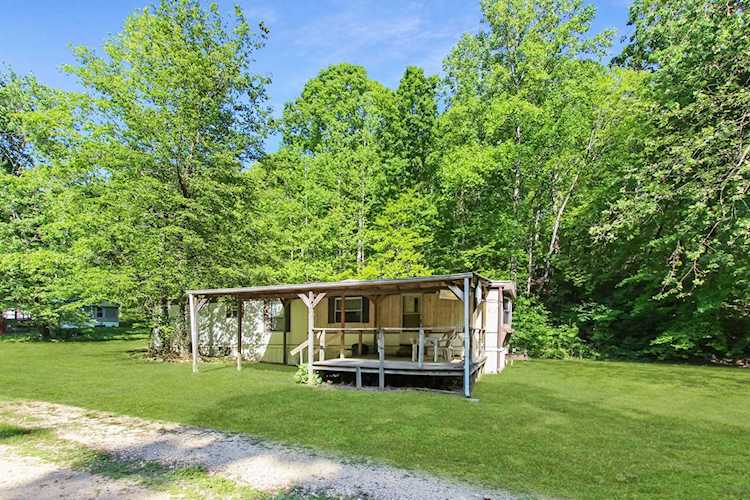 136 Blossom Dr Dover, TN 37058