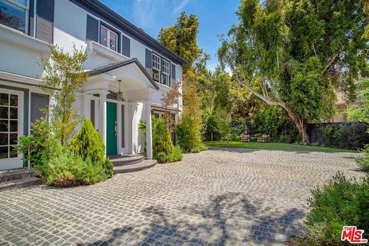 148 S Wilton Place Los Angeles, CA 90004