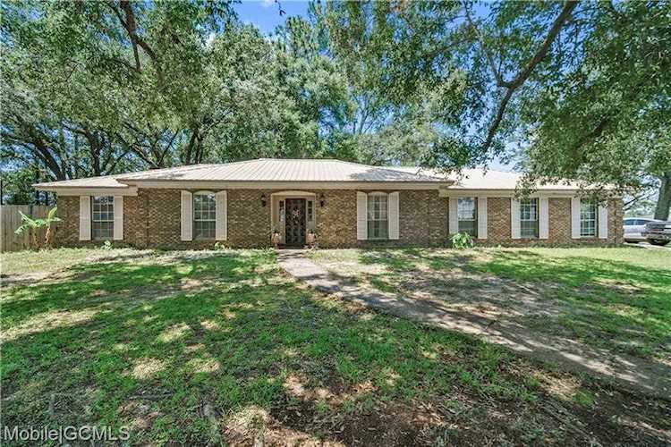 2432 Maple DRIVE Mobile, AL 36695 | MLS 653482 Photo 1