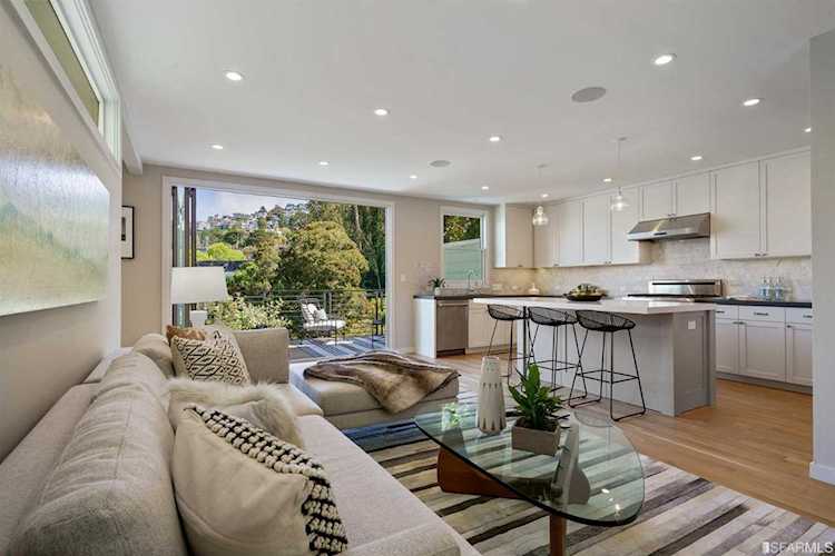 118 Woodland Avenue San Francisco, CA 94117