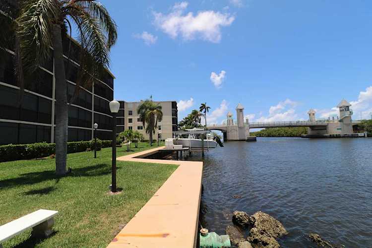 740 E Ocean Avenue #104 Boynton Beach, FL 33435