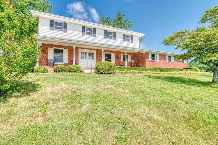 6350 Freedom Rd Bristol, VA 24202