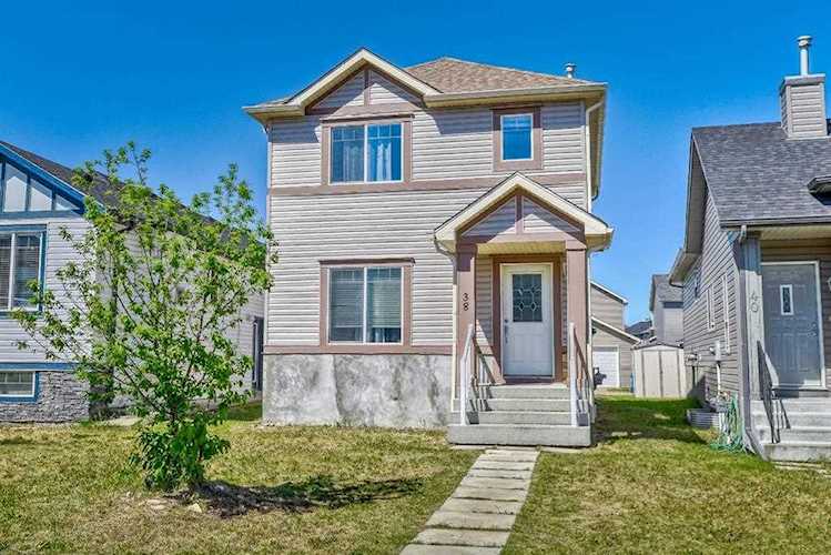 38 Saddlebrook Gardens NE Calgary, AB T3J 5M5