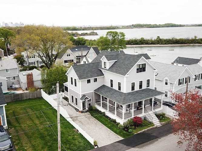 54 Middlesex St Quincy, MA 02171