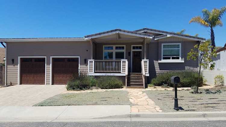 11 Daffodil Ln Goleta, CA 93117