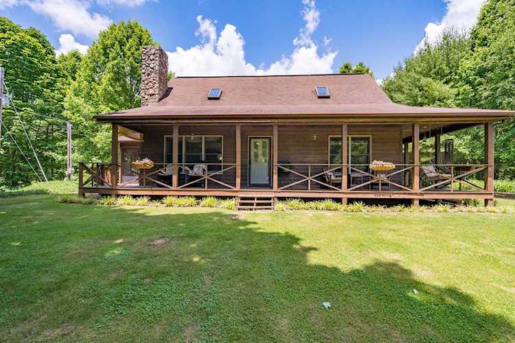 322 Swift Hollow Ln Mountain City, TN 37683