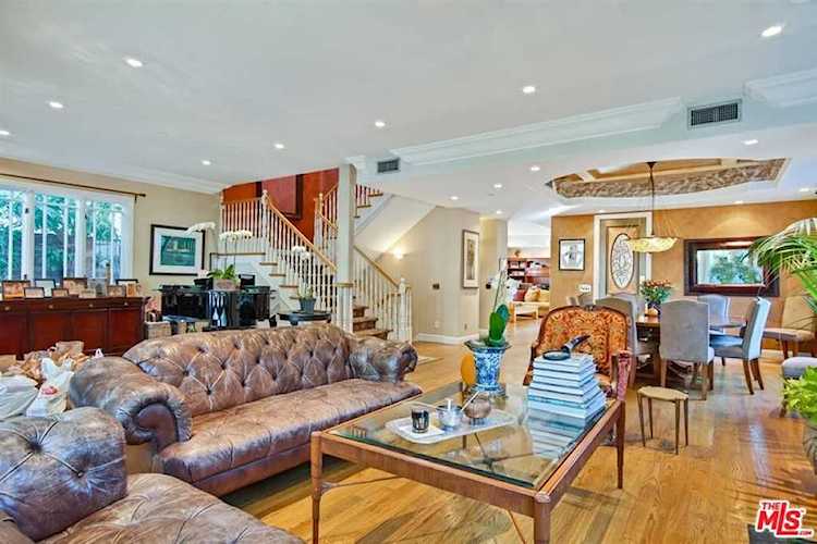 447 S Almont Dr Beverly Hills, CA 90211
